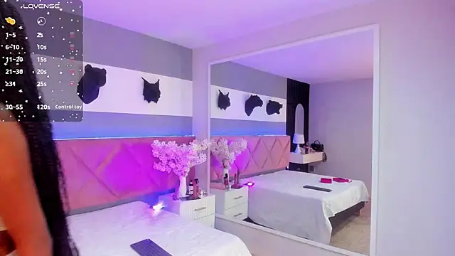 Snapshot of amy_miller1 chatting on September 30, 8:36 pm amy miller1 online show from September 30, 8:36 pm