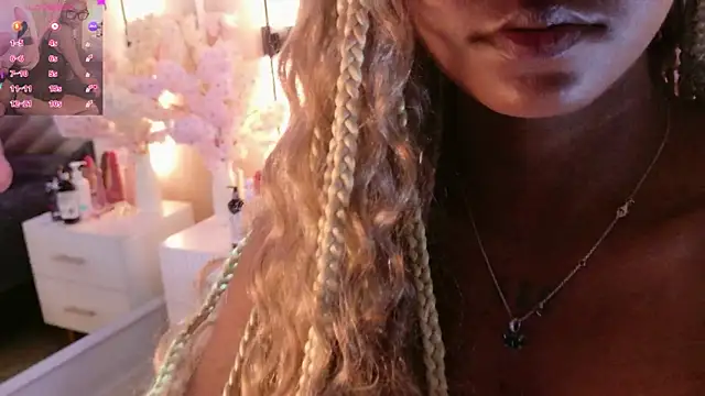 amy miller1 online show from May 19, 8:04 pm