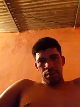 Snapshot of shessAz chatting on February 10, 3:21 am shessAz online show from February 10, 3:21 am