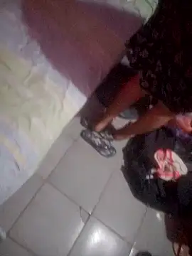 Snapshot of shessAz chatting on March 24, 3:17 pm shessAz online show from March 24, 3:17 pm