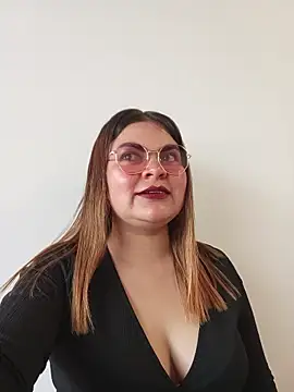 LUCIANA  99 online show from October 31, 3:35 pm