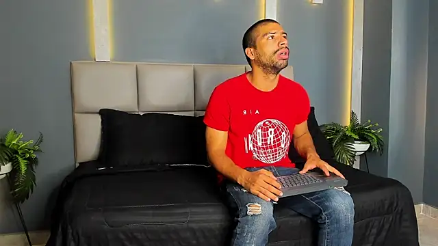 MikePark  online show from September 11, 11:21 am