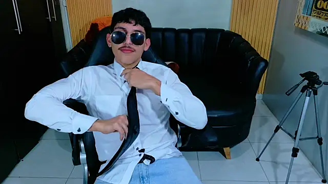 Angelo Mercury online show from September 9, 8:30 pm