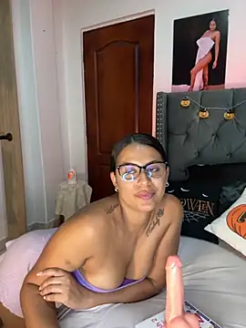 ema zoe online show from October 10, 12:09 am