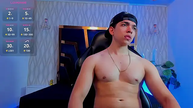 Eryonbradley online show from March 25, 11:22 pm