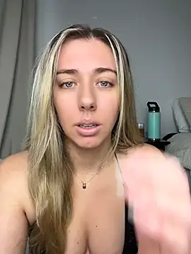 louiseberkeley online show from May 18, 1:56 am