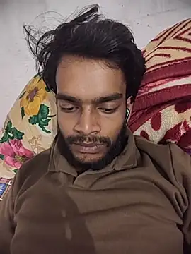 yashuuuu021 online show from October 8, 6:27 pm