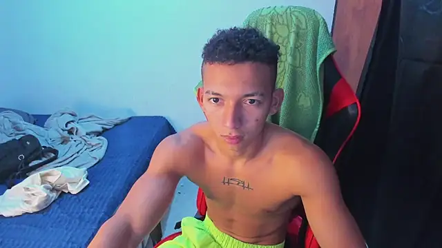 JuanchiT66 online show from June 13, 12:19 am