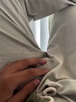 NoddingScorpion online show from April 21, 4:41 am