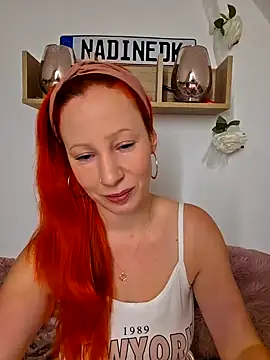 Snapshot of Nadinedk chatting on October 1, 6:41 am Nadinedk online show from October 1, 6:41 am