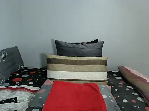 Snapshot of BigPussy10xx chatting on October 29, 1:24 pm BigPussy10xx online show from October 29, 1:24 pm