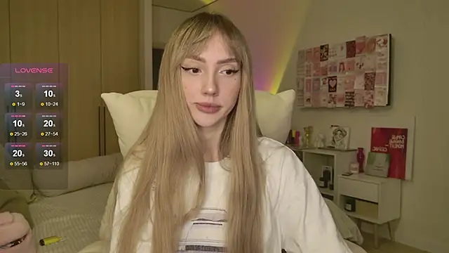 Lunainnk online show from February 4, 1:44 am