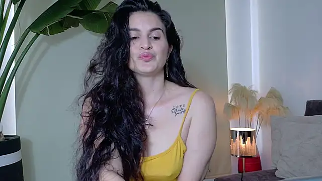 Snapshot of lizdevine chatting on October 12, 3:44 pm lizdevine online show from October 12, 3:44 pm