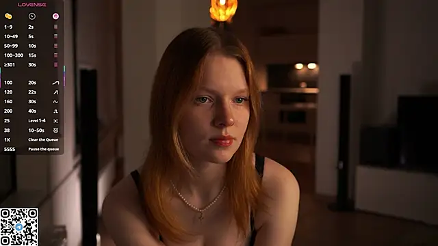 MollyBushh online show from September 13, 3:23 pm