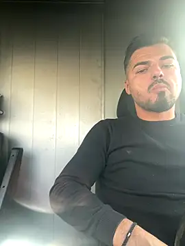 Snapshot of imooLoov chatting on October 21, 7:53 am imooLoov online show from October 21, 7:53 am