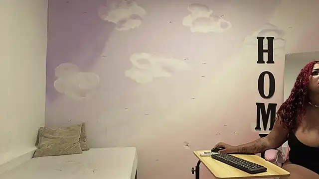 Catherine Smith  online show from September 17, 10:39 am