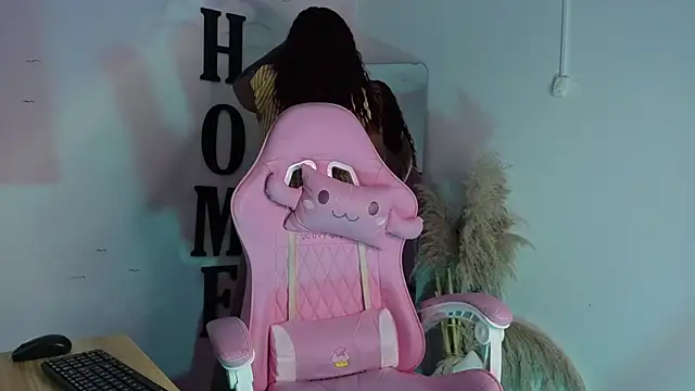 Catherine Smith  online show from September 22, 11:23 am