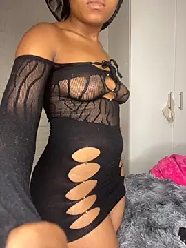 BaddestAss22 online show from November 16, 10:48 pm