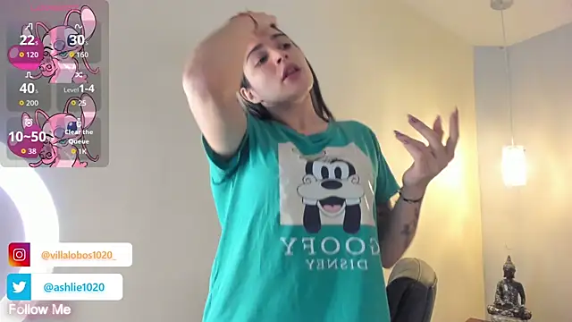 MiaVillalobos online show from October 9, 12:03 pm