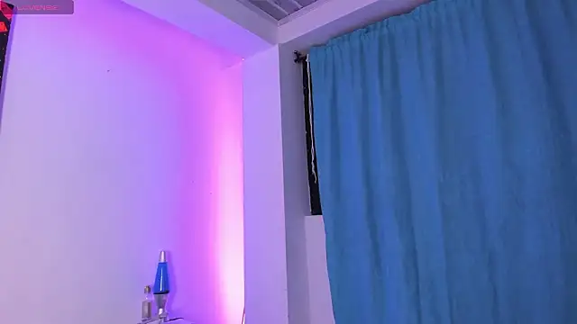 MiaVillalobos online show from February 3, 2:53 am