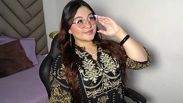 heluejamil online show from October 17, 12:19 pm