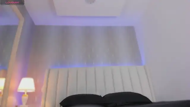 Mia-Medina online show from March 27, 7:57 pm