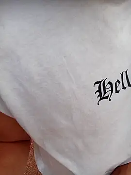 HotWife VR online show from June 9, 8:04 am