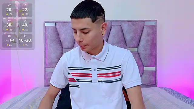 lana and liam  online show from October 5, 10:24 am