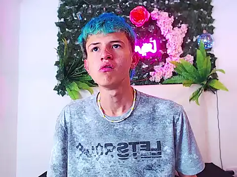 iam lukas   online show from October 12, 4:11 am