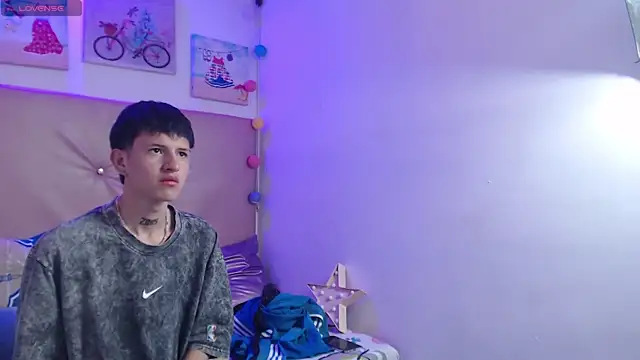 iam lukas   online show from December 16, 4:34 pm