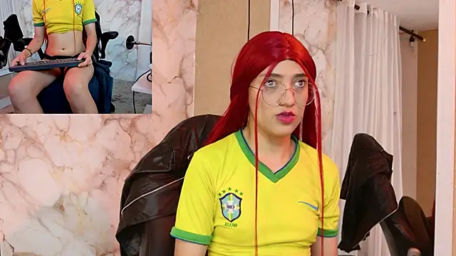 Snapshot of michaelmistress chatting on October 24, 12:01 pm michaelmistress online show from October 24, 12:01 pm