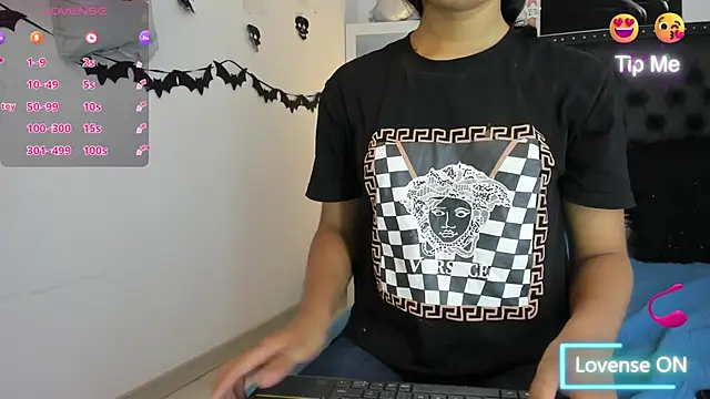 ScarlettVell online show from October 10, 6:51 pm