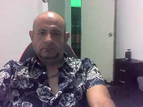 Snapshot of ElPelonDaveMx chatting on November 1, 3:30 am ElPelonDaveMx online show from November 1, 3:30 am