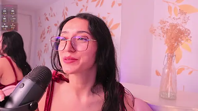 Snapshot of Ginevra_esposito chatting on February 27, 1:11 pm Ginevra esposito online show from February 27, 1:11 pm