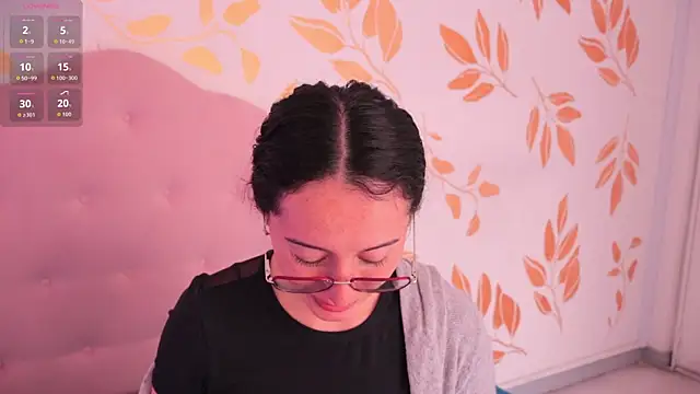 Snapshot of Ginevra_esposito chatting on March 24, 12:54 pm Ginevra esposito online show from March 24, 12:54 pm