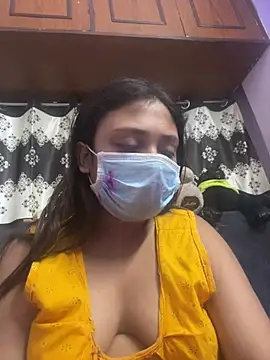 Beautywithbrainofc online show from May 4, 11:56 pm
