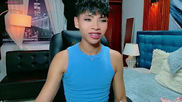 dilan 911 online show from May 21, 7:10 pm