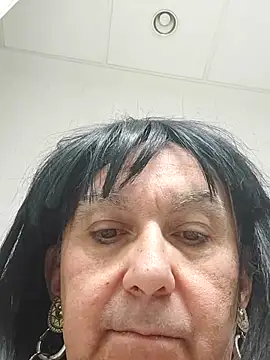 Emily de Carla online show from May 7, 6:41 am