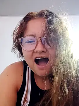 Snapshot of Ssoy_Luciana chatting on September 9, 5:01 pm Ssoy Luciana online show from September 9, 5:01 pm