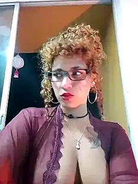 Vikyvoyeur online show from September 25, 1:09 am