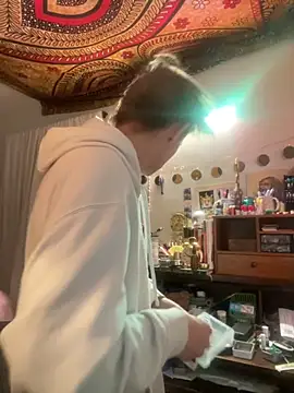 XanderOzzz online show from November 5, 6:57 am