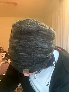 XanderOzzz online show from December 18, 5:41 pm