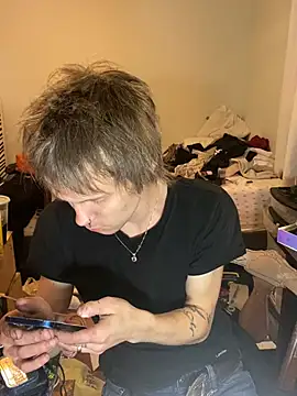 Snapshot of XanderOzzz chatting on February 20, 6:59 am XanderOzzz online show from February 20, 6:59 am