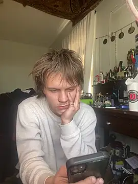 Snapshot of XanderOzzz chatting on March 25, 2:56 pm XanderOzzz online show from March 25, 2:56 pm