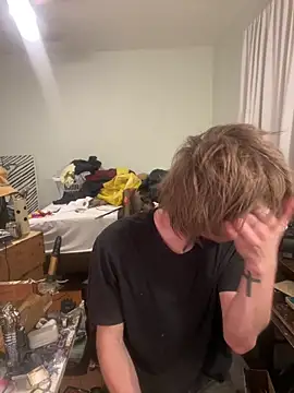 Snapshot of XanderOzzz chatting on March 27, 8:26 am XanderOzzz online show from March 27, 8:26 am