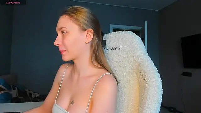 Snapshot of Ammi_bliss chatting on November 25, 4:01 am Ammi bliss online show from November 25, 4:01 am