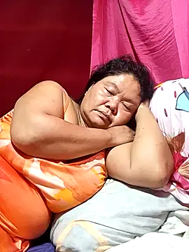 Snapshot of Mari_fvcks chatting on October 7, 4:04 pm Mari fvcks online show from October 7, 4:04 pm