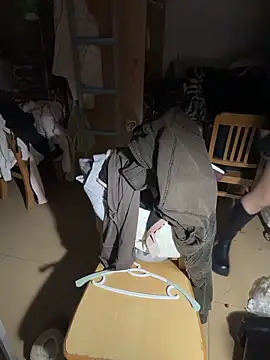 ououlovelove online show from April 1, 4:59 pm