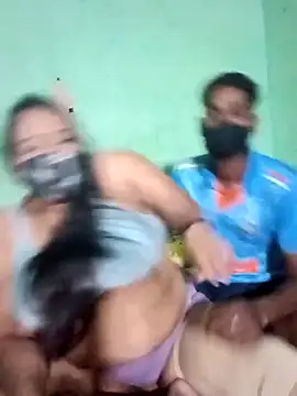 Snapshot of LoveOnStream chatting on October 13, 3:34 pm LoveOnStream online show from October 13, 3:34 pm