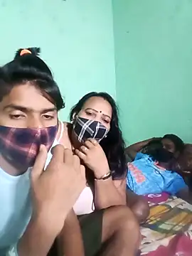 Snapshot of LoveOnStream chatting on October 15, 4:51 pm LoveOnStream online show from October 15, 4:51 pm